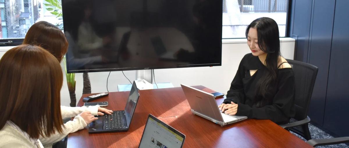 SNSマーケ×若手中心組織で、コスメブランド成長を牽引するメンバー募集！