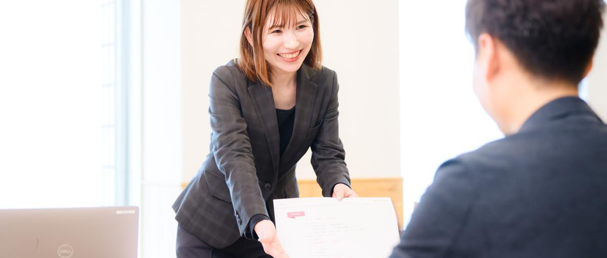 コンサルティング営業へ挑戦！顧客と直接関わり業界課題解決を目指す