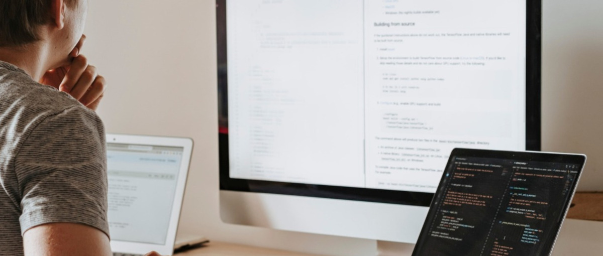 経験を活かしてクライアントの事業成長に伴走する、受託開発のバックエンド募集