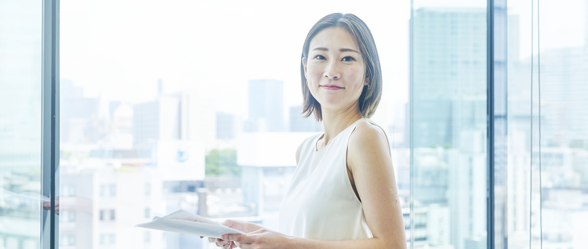 グラフィックデザイナー・マネージャー｜上場企業