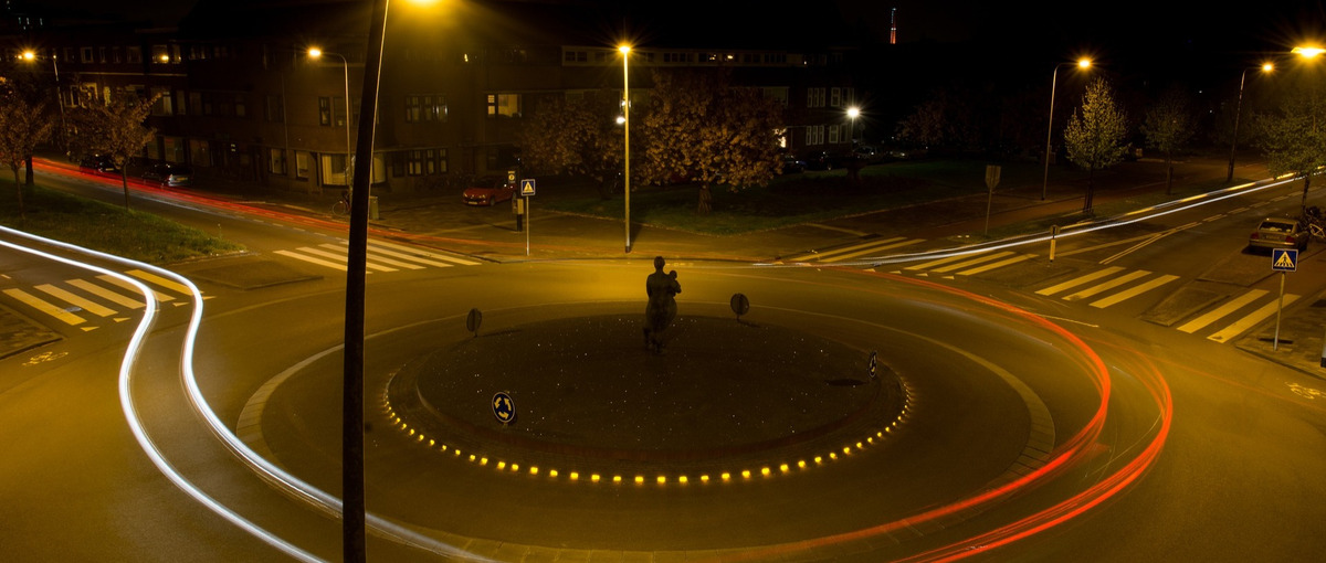 将来、手も動かせて技術に強いコンサルタントを目指す学生を募集！