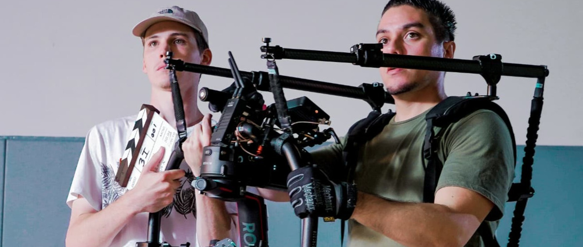 オモシロ動画をつくるクリエイター｜TikTok企画・制作