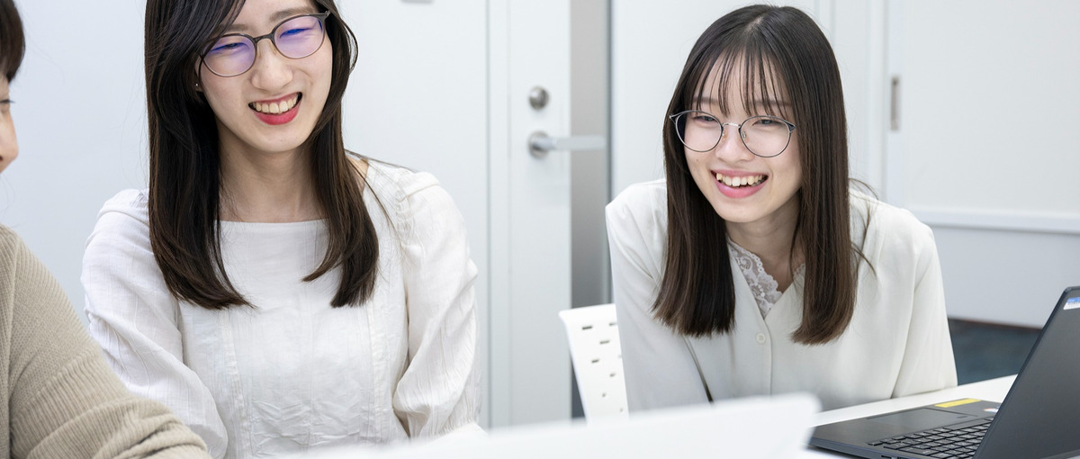 26卒｜文系・理系関係なし！6ヶ月の研修でエンジニアの基礎を磨けます｜東京