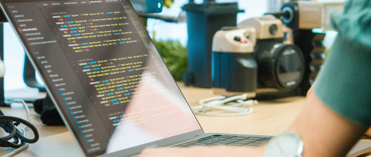 クラウド・生成AIを極めませんか？社長直轄チームで活躍したいエンジニア募集