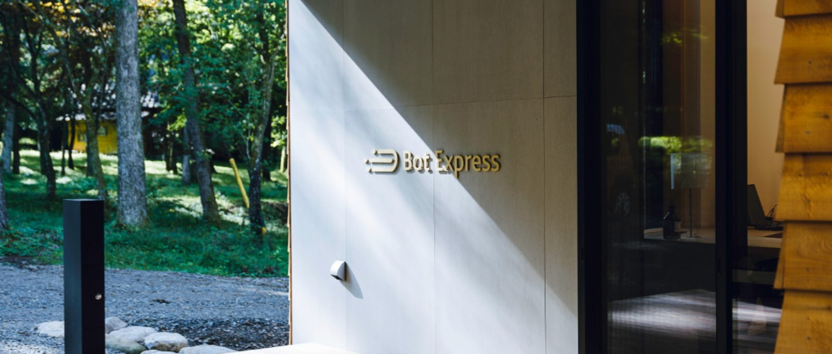 "世界からめんどくさいをなくせ。"自治体向けのコンサルティングセールス募集