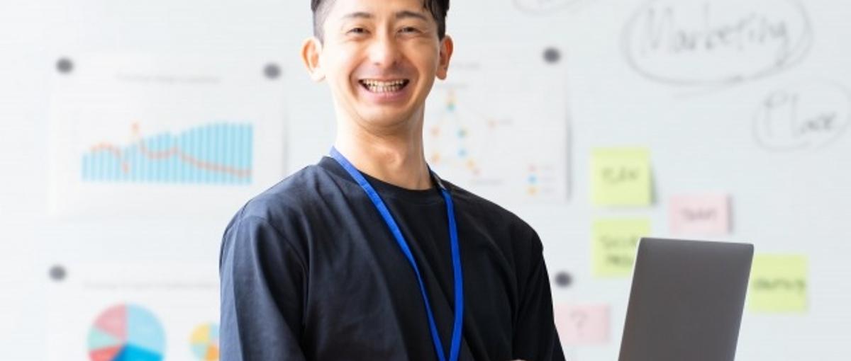 経験なしからデザイナーを目指すならL&S！仲間と一緒にスキルアップできる！