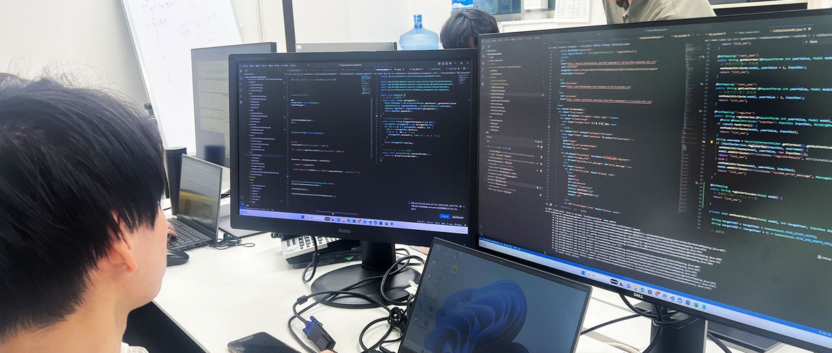 あなたのスキルを活かしませんか？エンジニアが輝ける環境を用意しています！