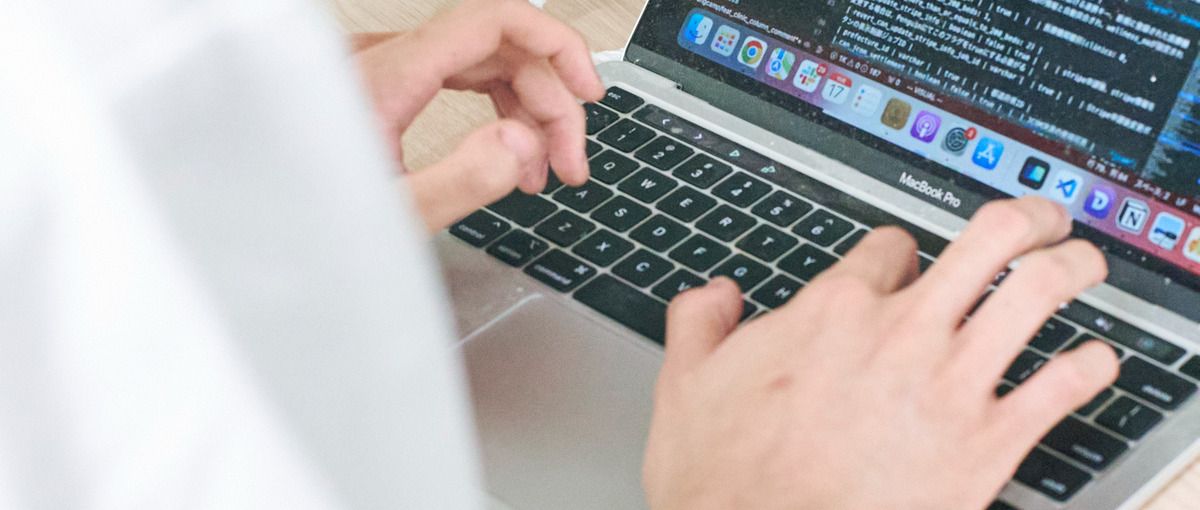 オンライン医療事業の成長と拡大を支えるシニアエンジニアを募集！