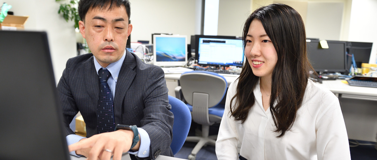 第二新卒　通期採用　システムエンジニア　経験者　100％自社内開発