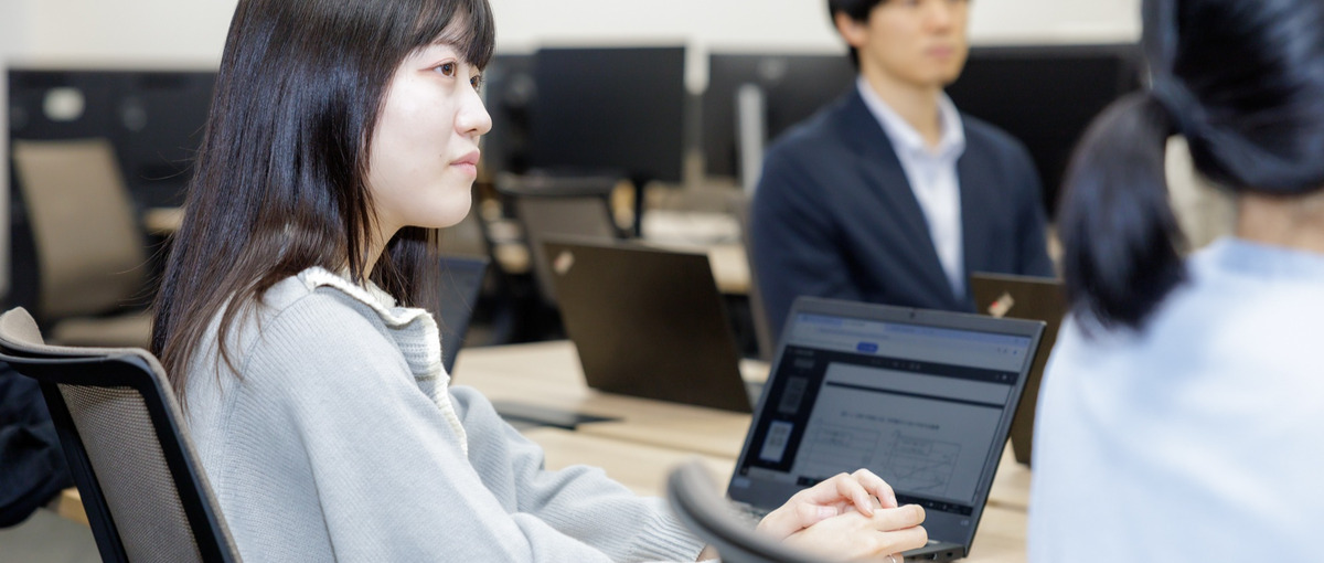 保険業界経験者歓迎！｜業界知識を活かしたITエンジニアへ