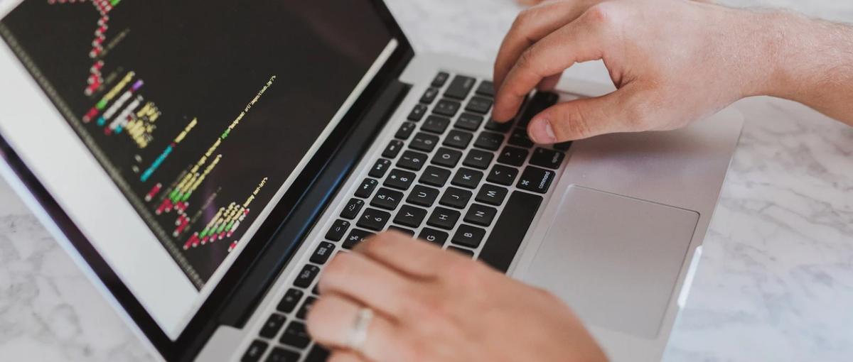 ユーザー体験を進化させるフロントエンドエンジニア求む！