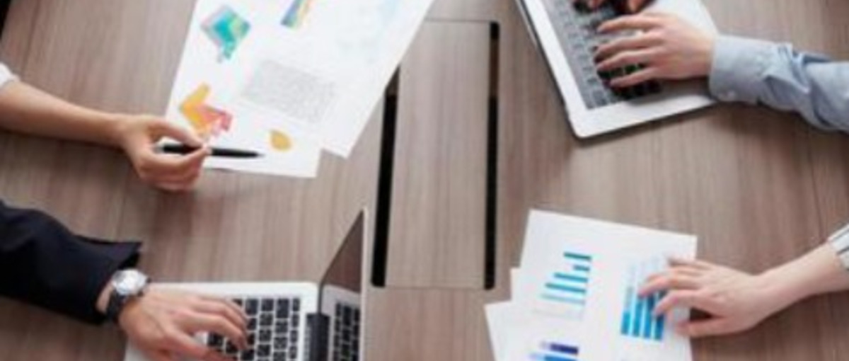 生成AI導入支援を担う！Dify・Bedrockでの開発エンジニア募集