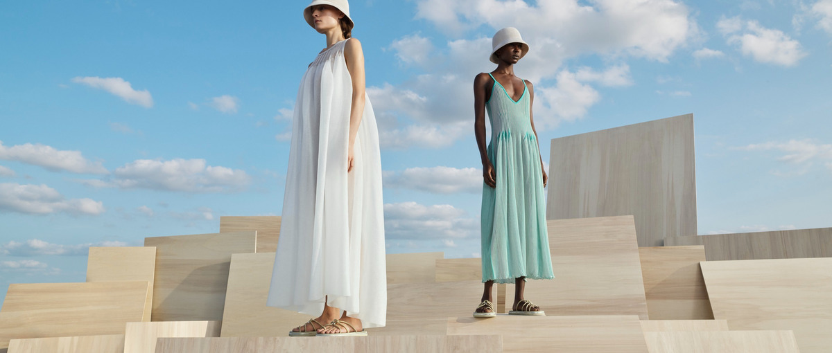 ファッションブランドの急成長を支える企画　デザイナー