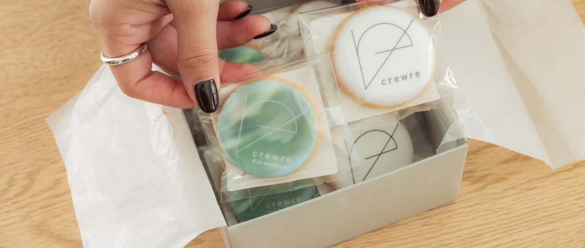 D2Cアパレルブランドcrewre｜グラフィックデザイナー募集！