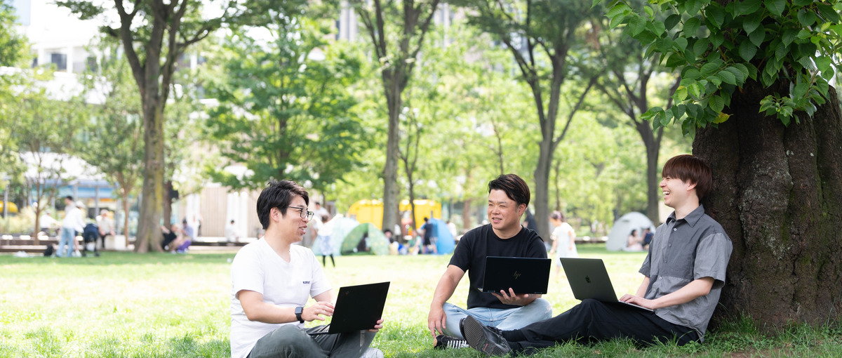 SNSマーケター募集！実力と成果が即評価に繋がるParaWorks案件多数