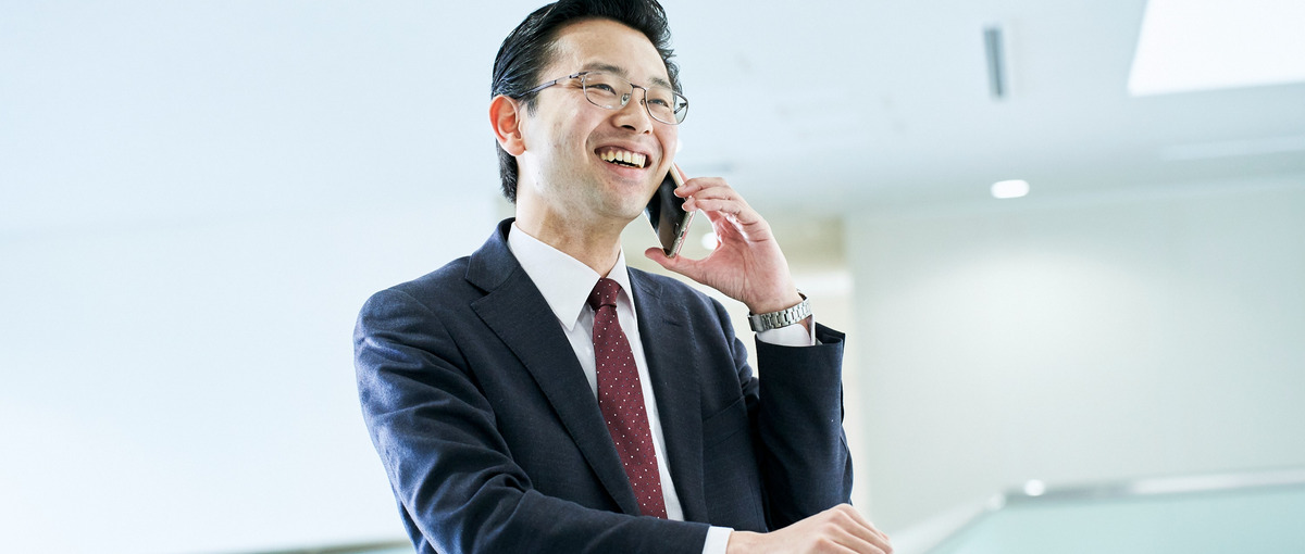 東証プライム上場｜文系出身でも活躍できる！専門性が身に付く営業職