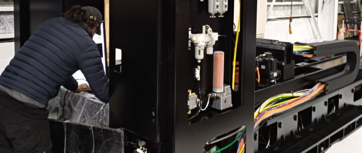 産業用レーザ加工機の部品調達 購買管理 在庫管理