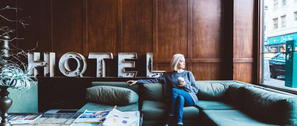 ホテル民泊業界経験の方｜大阪本社｜無人ホテルマーケ、開発、運営メンバー募集