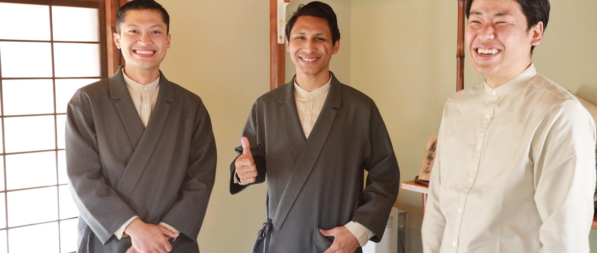 新卒募集！インドネシア人向け仕事紹介・生活を助ける仕事！通訳・管理スタッフ