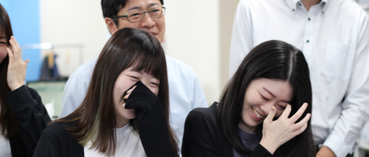  一体感あるチームで助け合い、お客様のモノづくりを支援！新卒積極募集！