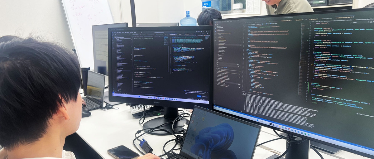 ヘルプデスク・PCキッティングなどITサポート業務をお任せします！