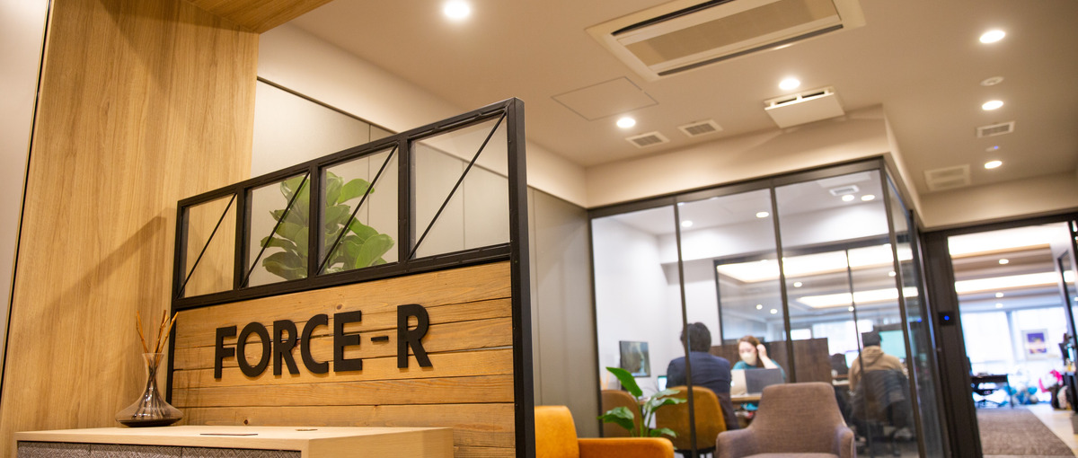 SNS×ECの急成長企業！マーケティング事業のインターン生募集！