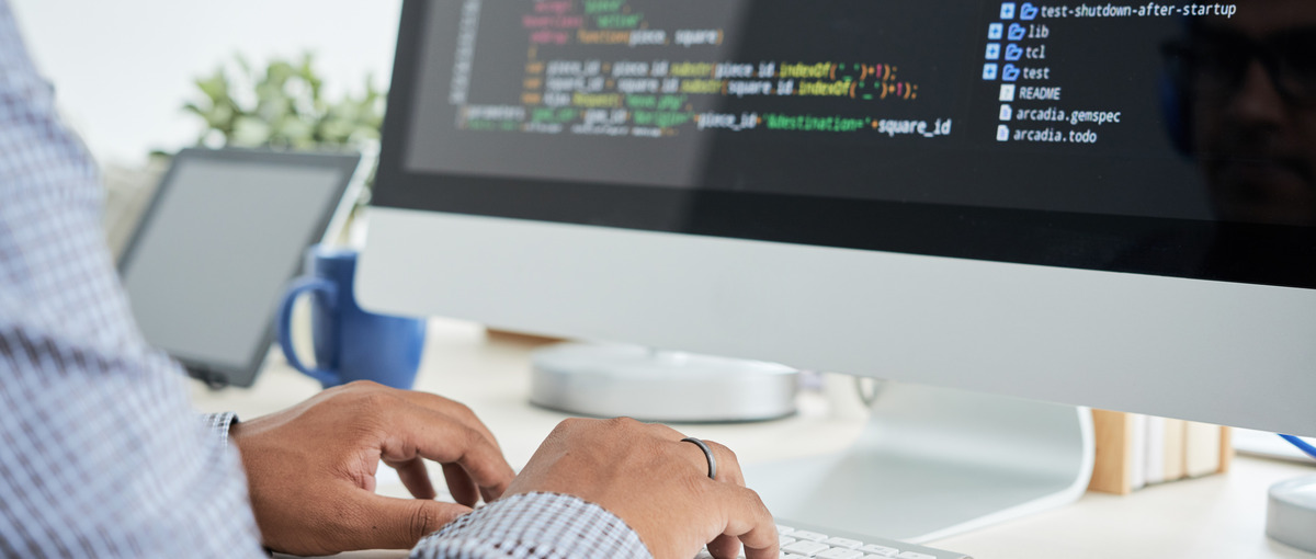 生成AI, ReactNativeとGo、最前線を丸ごと触れるインターン