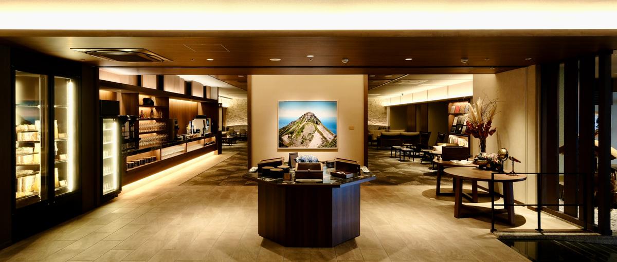 人と話すことが好きなあなたへ。リゾートの裏側で支えてみませんか？