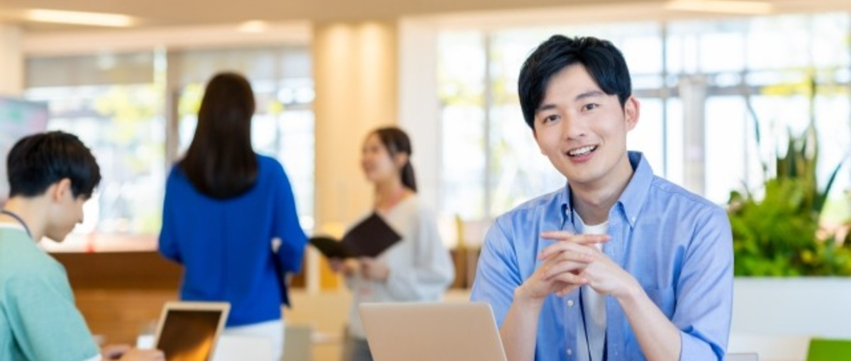 少数精鋭チームで働くPdM│自社就活サービスを開発目線でアップデート！