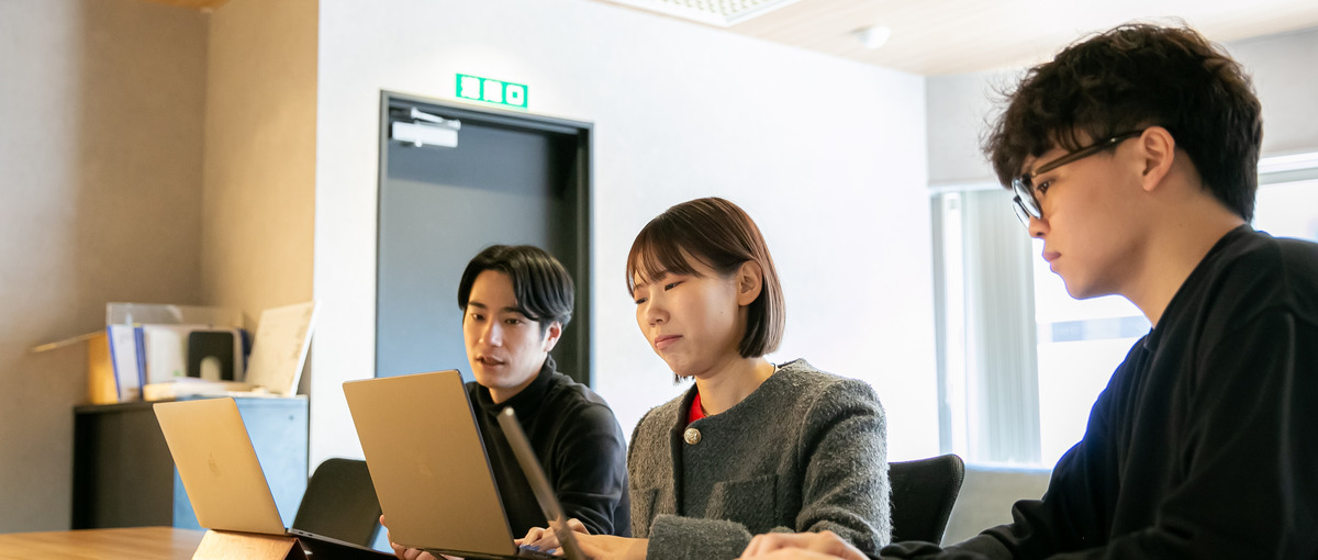 切る、繋ぐ、削る。そのすべてに感情が宿る。映像を深く扱う編集者のための場所