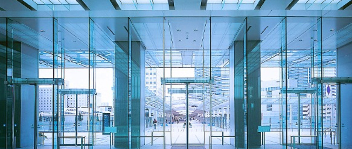 自動ドアで建物の入り口をデザインし、街のインフラを動かす、新卒営業職募集!