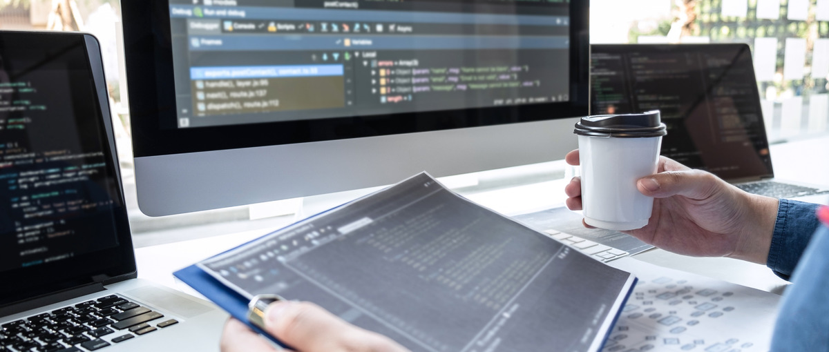 上流から関わるシステムエンジニア。キャリアもスキルも、もう一歩先へ。