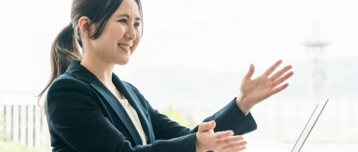 お年寄りと若者の心の距離を、あなたの言葉で縮める仕事。