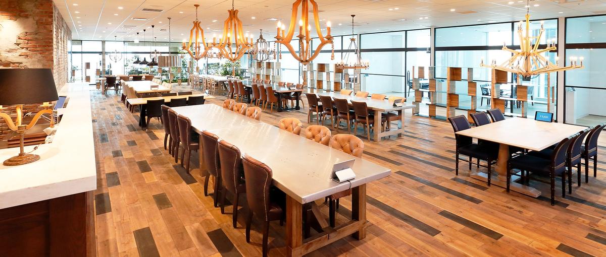 DMMオンラインサロンの成長を牽引するフロントエンドエンジニアを募集！