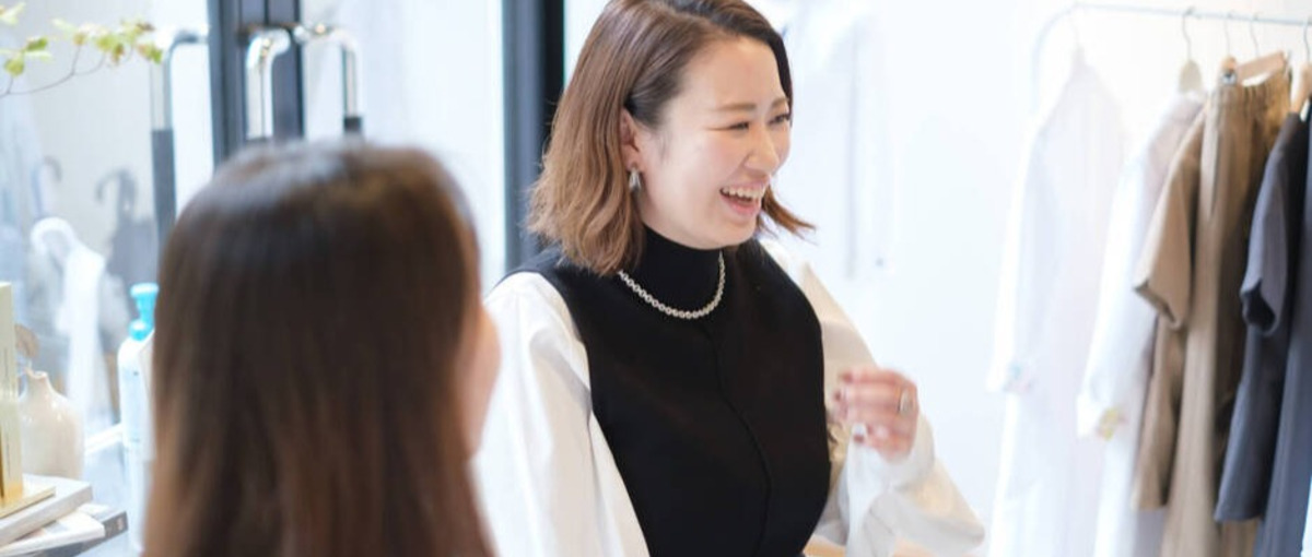 アパレル業界が好きな方！販売職から営業職にキャリアチェンジしてみませんか？