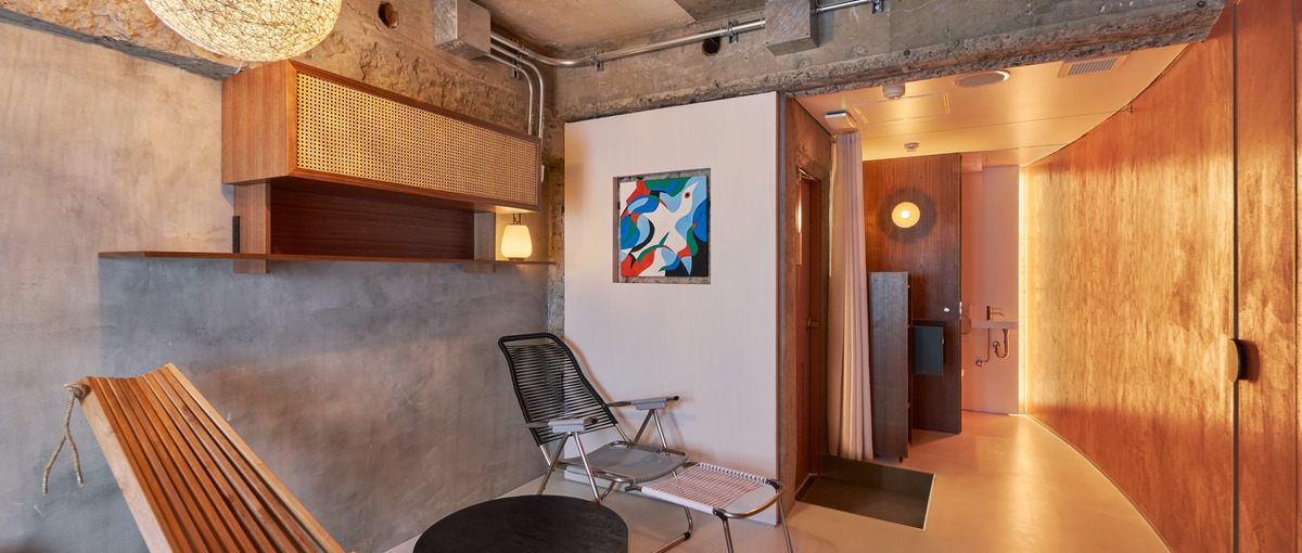 ホテル、サウナが入った複合施設でフロントスタッフしてみませんか？