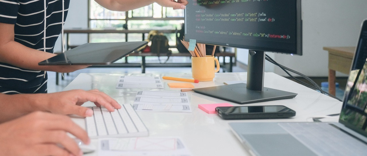 上流工程のお仕事！自社ホテルのDX化を進めるSE求む！