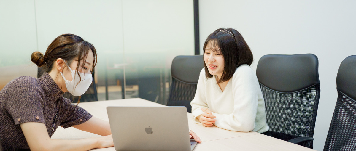 最先端のIT人材に成長！定着率96％＆安心の自社研修でキャリアをスタート！