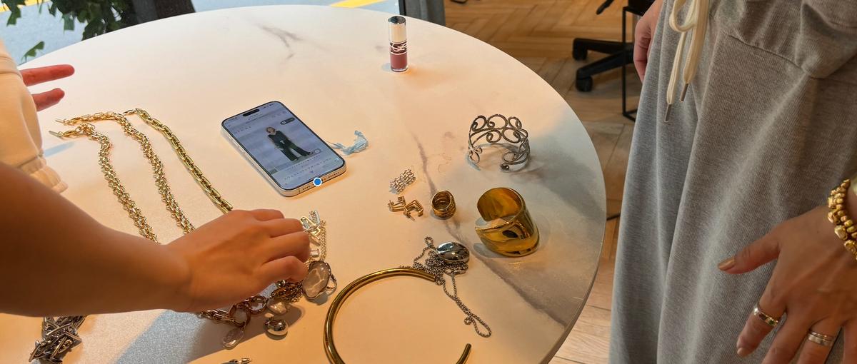 可愛い、を仕事に。SNSで話題のアパレル動画クリエイター募集！