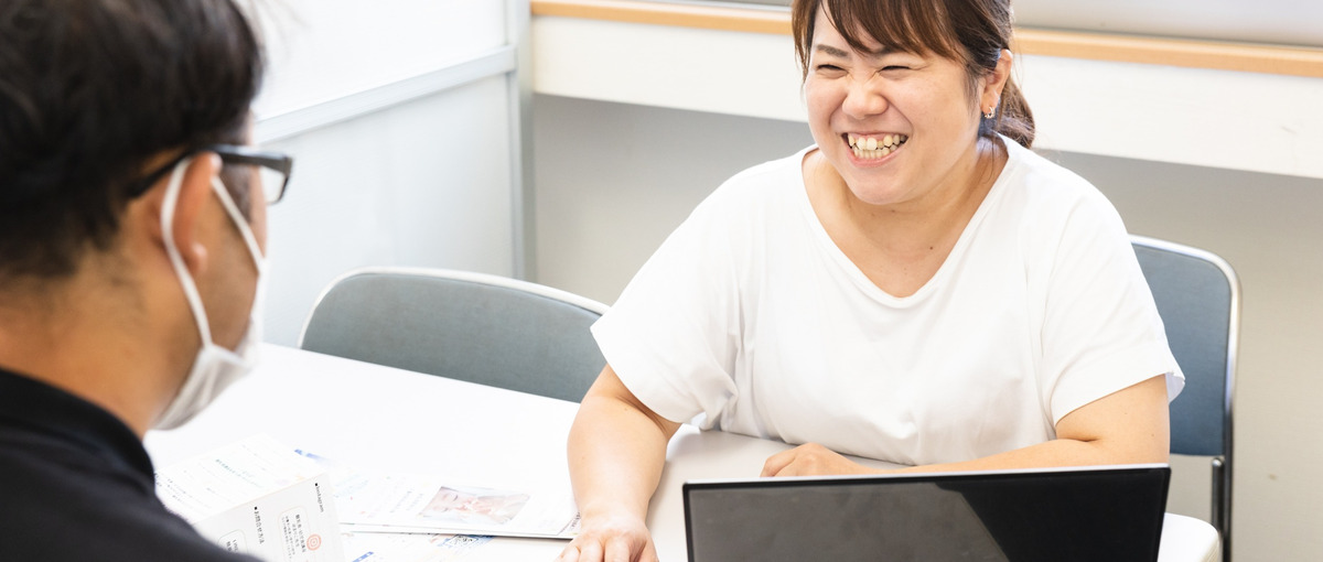 暮らしに寄り添い、心も満たすケアを届ける。訪問看護師募集中！