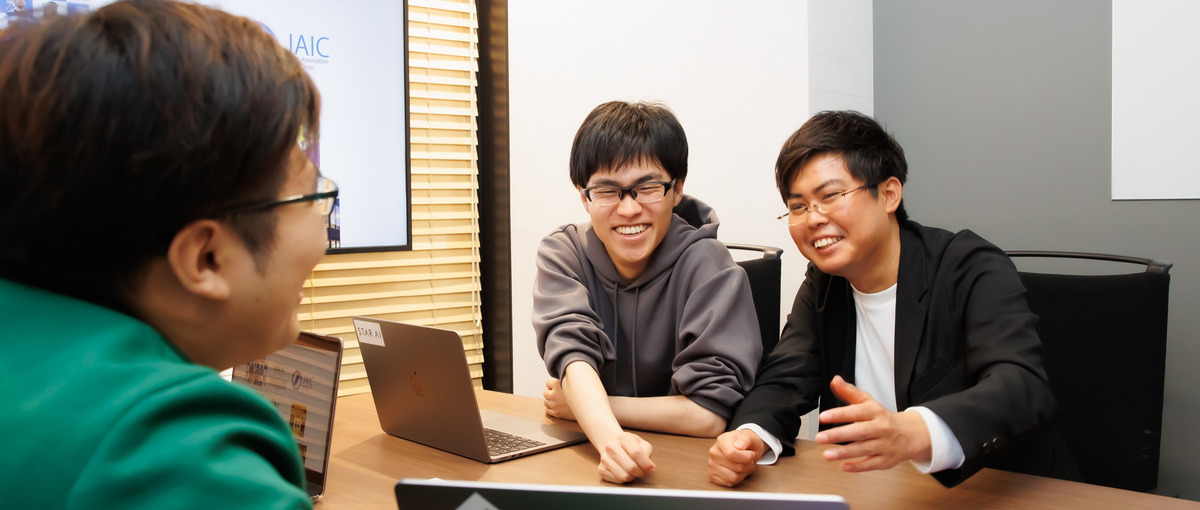 挑戦できる環境だから技術もマネジメント力も磨ける！Python使用！