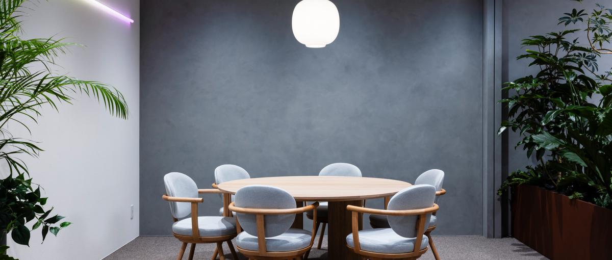 ビジネスプロデューサー｜統合マーケティングを完遂するブランド広告の第一人者