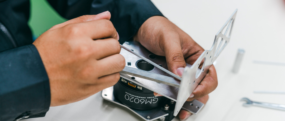 地方創生／農業の自動収穫ロボット／ハードウェアエンジニア