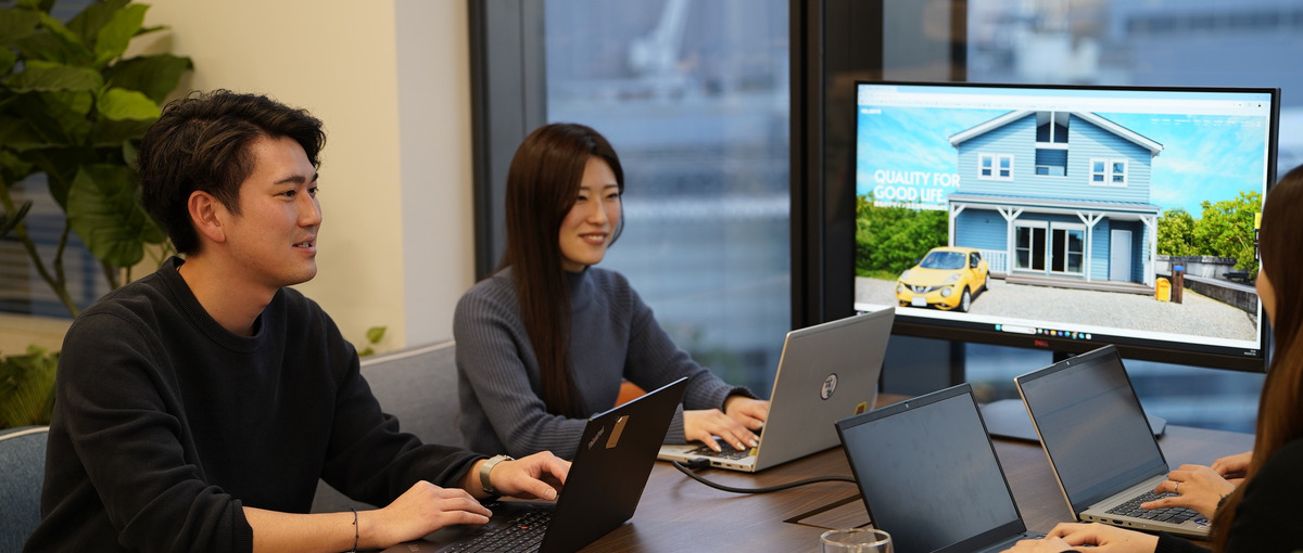 インハウスWebデザイナー｜自社サービスメインに企画から改善まで関われる！