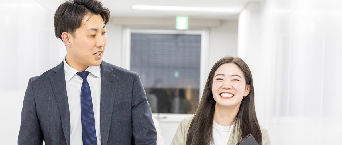 昇格まで最短1年/リーダー平均年齢27.6歳！急成長ベンチャーの営業職