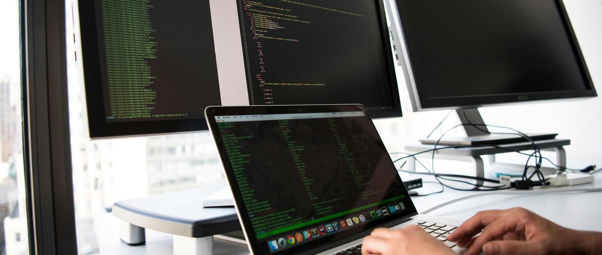 社会人1年目が語る！IT業界のリアルを覗いてみよう👀ウェビナー