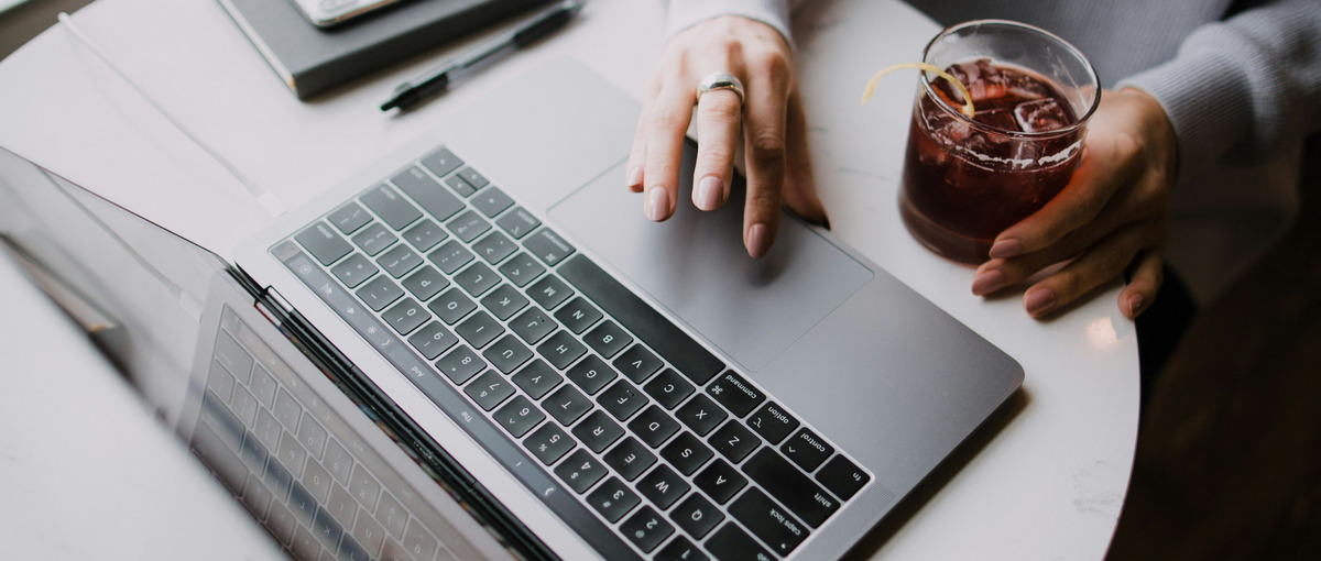 働きながらエンジニアの基礎を学び、今後の新たなキャリアを築きませんか？