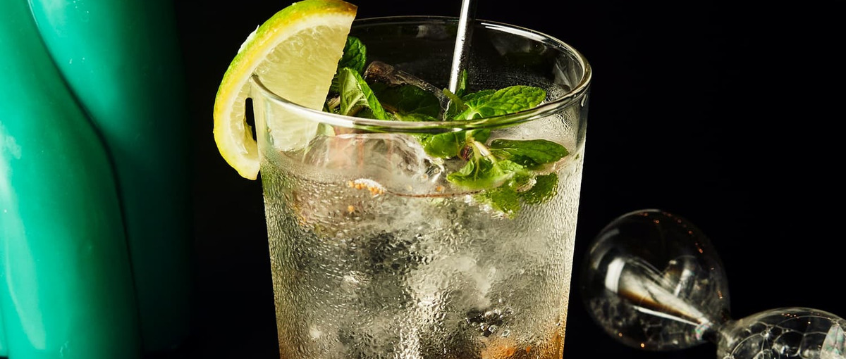 バーの音と味をつくるのは、あなた。立ち上げ期のバーのバーテンダーを募集！