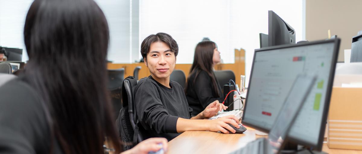 社内の業務改善に挑戦！成長企業で挑戦する学生エンジニアインターン