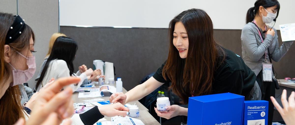 韓国コスメを世界に広める架け橋になる！SNS施策のディレクション担当募集！